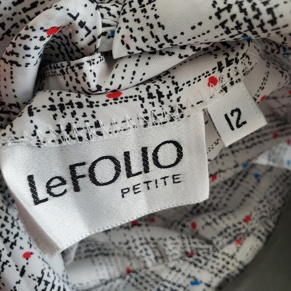 VTG LeFOLIO Petite Microplaid Turtleneck Blouse - Picture 6 of 6